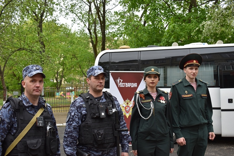 В Нижнем Новгороде при поддержке Росгвардии прошел первый межрегиональный фестиваль кадетских классов и клубов «Гвардейская смена» (фото,видео)