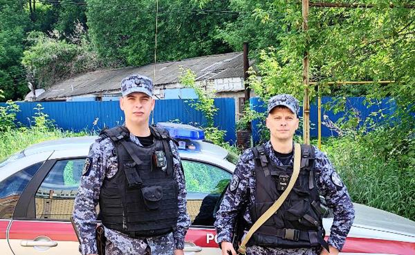 В Нижнем Новгороде росгвардейцы предотвратили распространение огня при пожаре