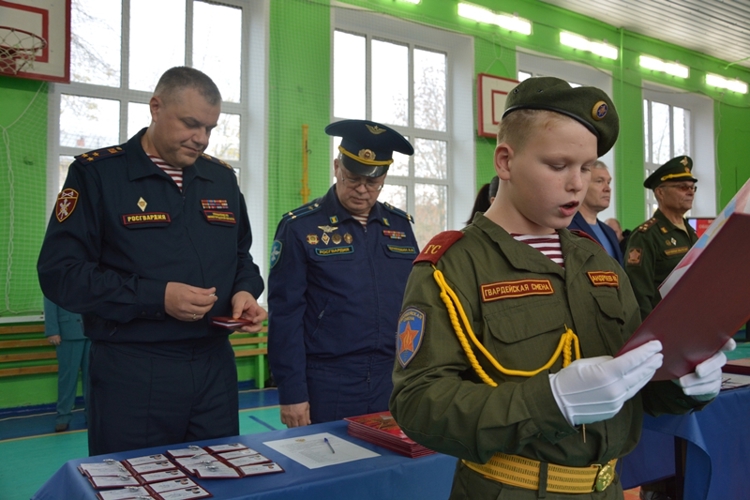 Воспитанники подшефного Управлению Росгвардии по Нижегородской области класса приняли присягу