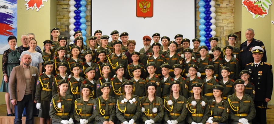 Церемония принятия присяги кадетами Росгвардии прошла в Школе № 49 (фото)