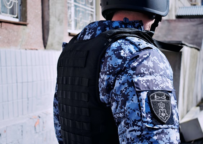 В Приволжской столице сотрудники Росгвардии задержали похитителя алкоголя