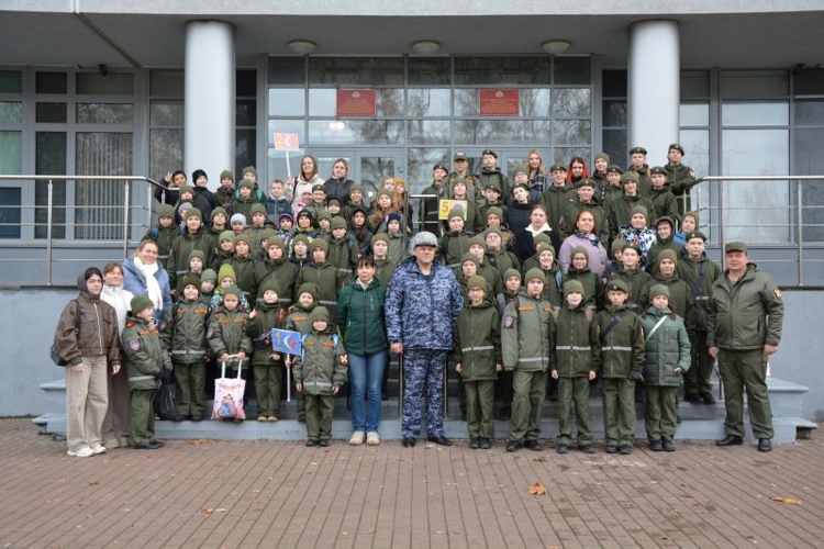 Патриотическая акция «Один день с Росгвардией» прошла в Нижнем Новгороде (видео)