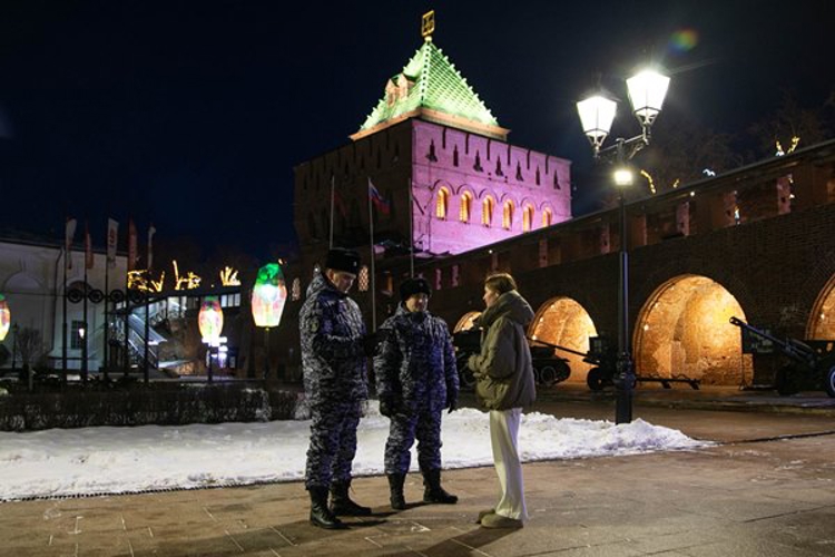 В Нижнем Новгороде Росгвардия обеспечивает правопорядок во время Новогодних праздников 