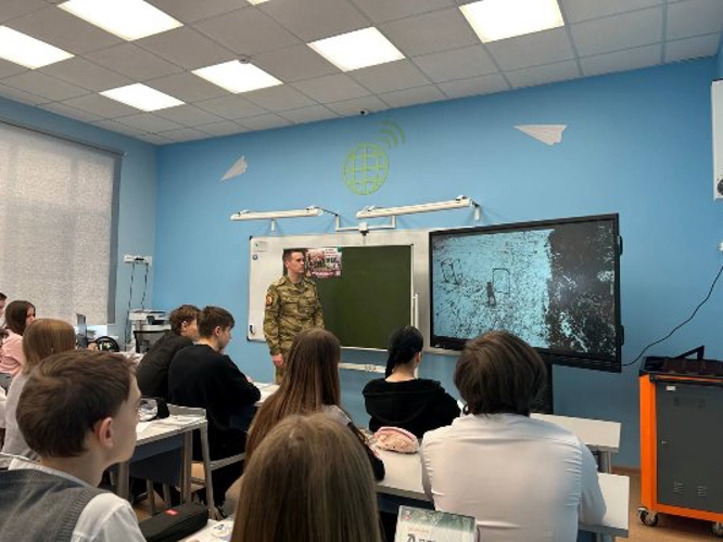 Новосибирский военный ордена Жукова институт имени генерала армии И. К. Яковлева войск национальной гвардии РФ провели профориентационную встречу в Богородске