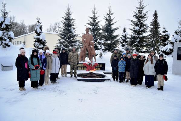 Юнармейцы Богородска прикоснулись к воинской доблести: школьники познакомились с жизнью воинской части Росгвардии