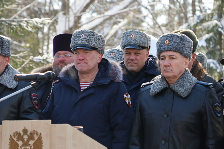 В Нижнем Новгороде почтили память офицеров СОБР, погибших при исполнении служебного долга