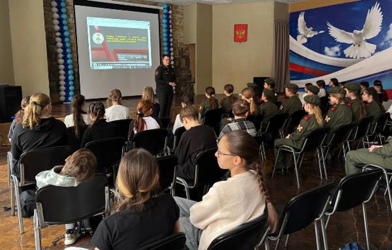 В батальоне охраны и обеспечения Приволжского округа Росгвардии прошла патриотическая акция «Неделя Мужества»