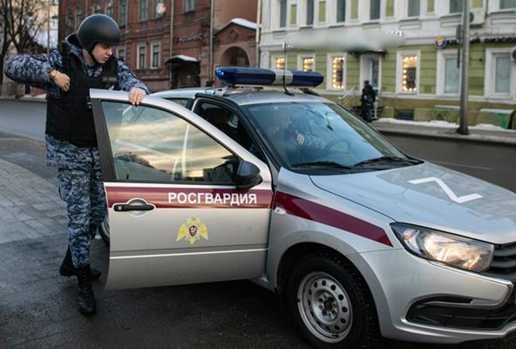 В Нижнем Новгороде сотрудники Росгвардии задержали подозреваемого в причинении лёгкого вреда здоровью мужчине 