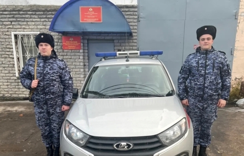 Сотрудниками Росгвардии по ориентировке задержан мужчина по подозрению в совершении кражи телевизора