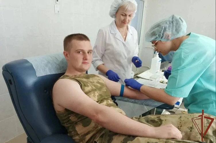 Военнослужащие Саровского соединения Росгвардии приняли участие в акции «От сердца к сердцу»