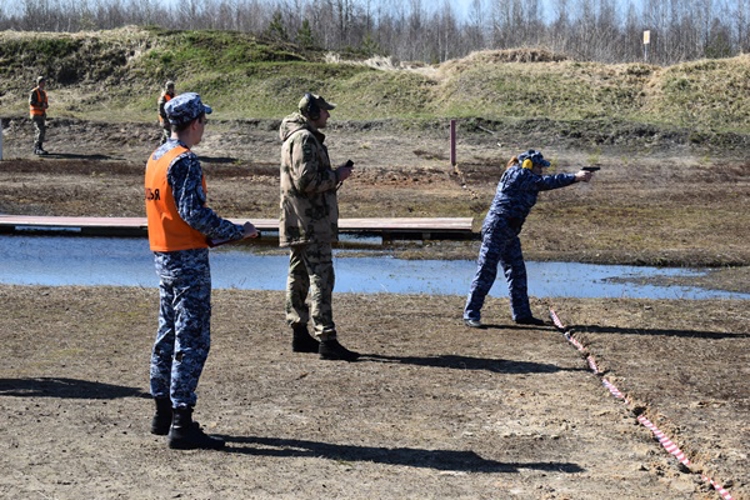 Чемпионат Приволжского округа Росгвардии по стрельбе из боевого ручного стрелкового оружия прошел в Нижегородской области (видео)