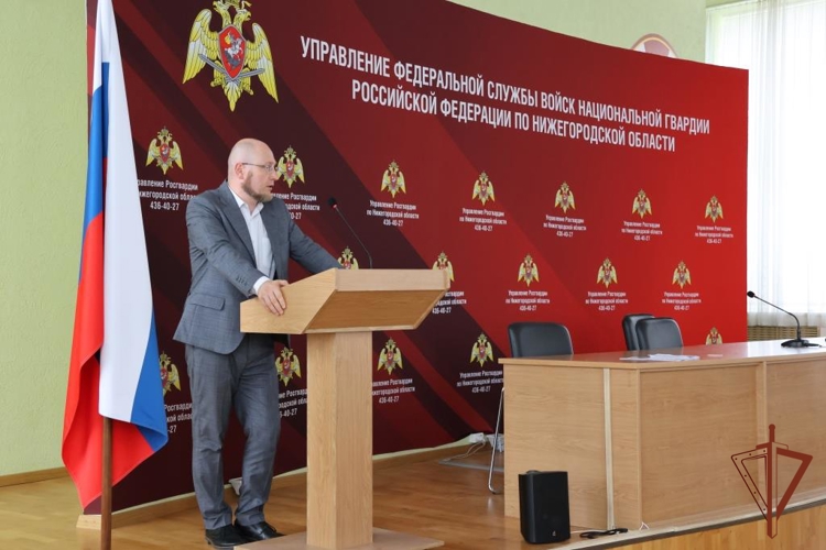 Росгвардейцы посетили просветительскую лекцию Российского общества «Знание» в Нижнем Новгороде