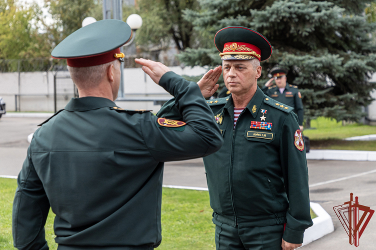 Начальник Главного штаба Росгвардии Герой России генерал-полковник Сергей Бойко принял участие в открытии гранитных стел воинам-инженерам в ЦИТО Росгвардии 