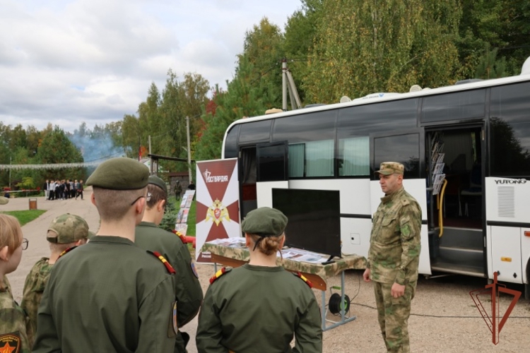 В Нижегородской области состоялся военно-патриотический фестиваль «215 лет на страже Родины» (видео)