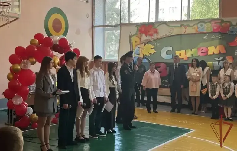 Отдельный батальон охраны и обеспечения Приволжского ордена Жукова округа Росгвардии принял участие в праздновании Дня знаний