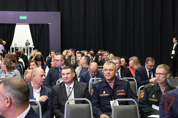 Представители Росгвардии в Нижнем Новгороде приняли участие во всероссийской научно-практической конференции по противодействию терроризму