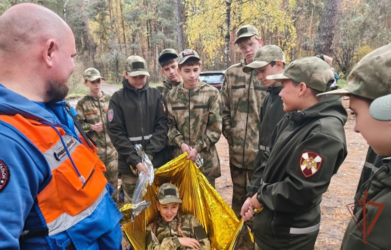 Росгвардейцы приняли участие в туристическом слёте «Кадетский рубеж: школа выживания и спасательных операций»